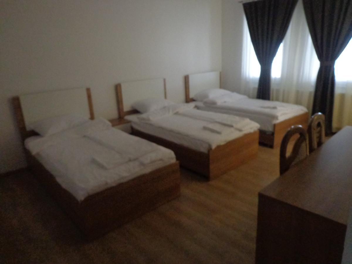 Hotel Rio Πρίστινα Εξωτερικό φωτογραφία