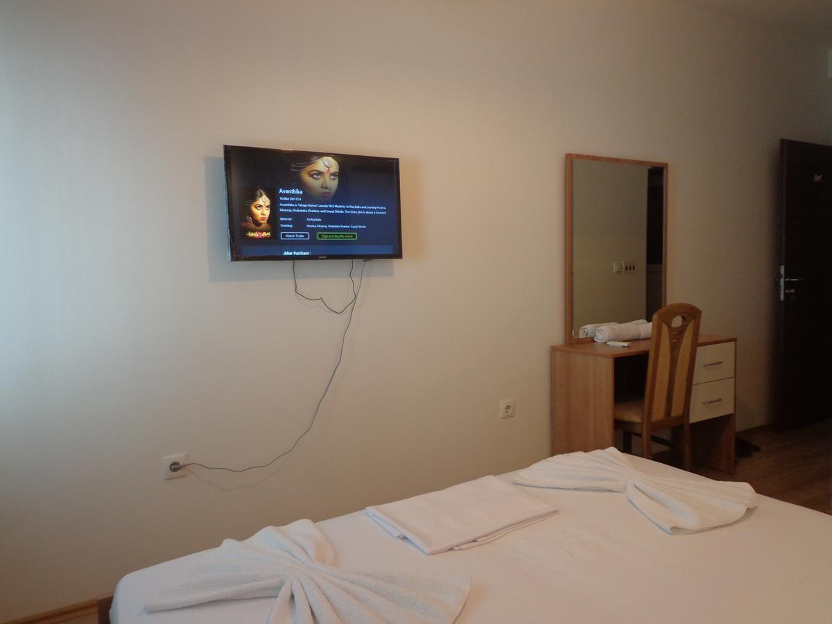 Hotel Rio Πρίστινα Εξωτερικό φωτογραφία