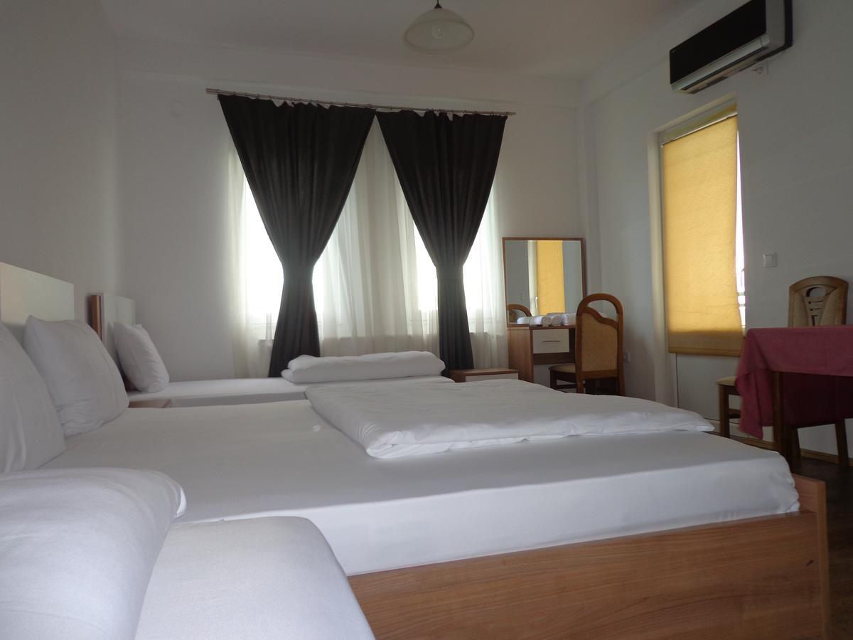 Hotel Rio Πρίστινα Εξωτερικό φωτογραφία