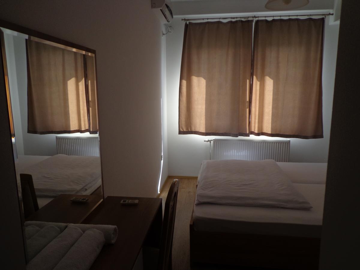 Hotel Rio Πρίστινα Εξωτερικό φωτογραφία