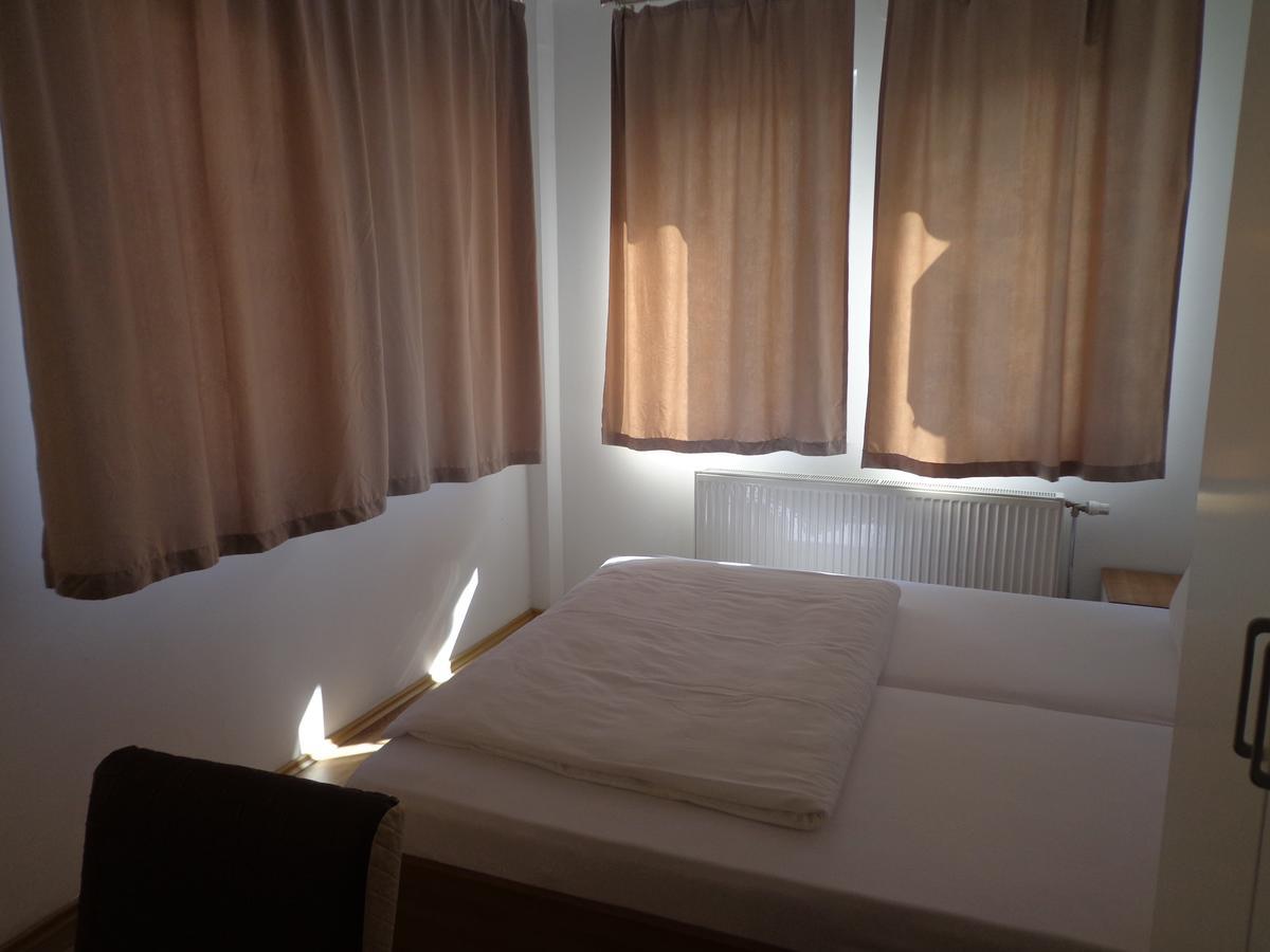 Hotel Rio Πρίστινα Εξωτερικό φωτογραφία